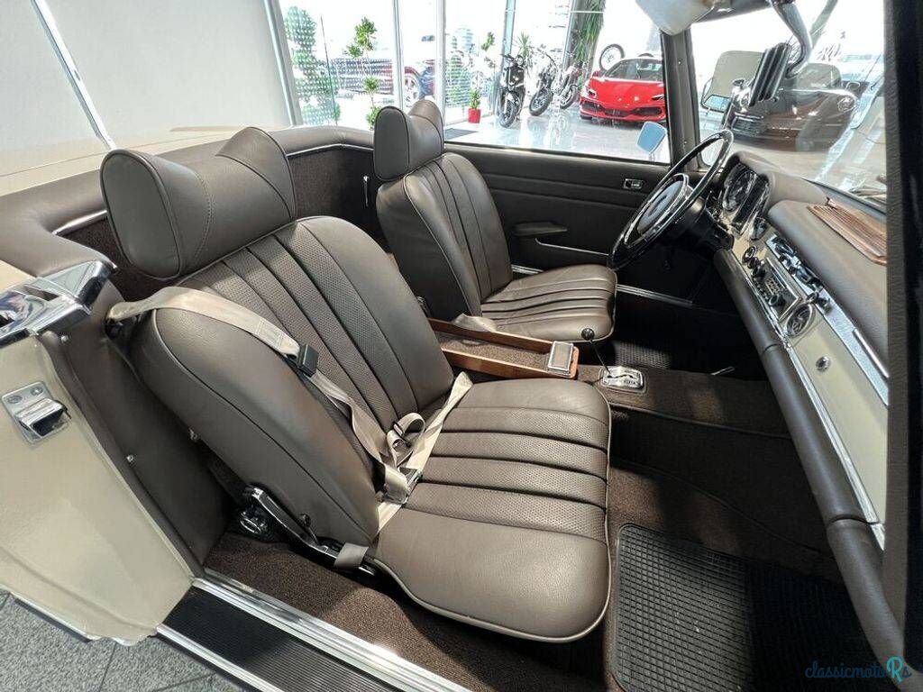 1971' Mercedes-Benz Sl-Klasse photo #5