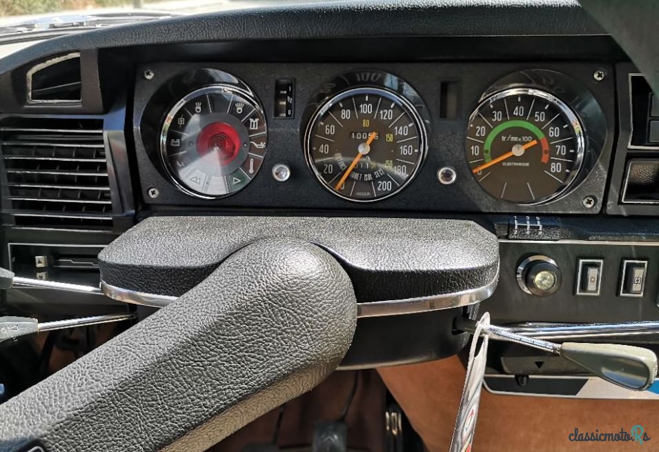 1974' Citroen DS photo #4