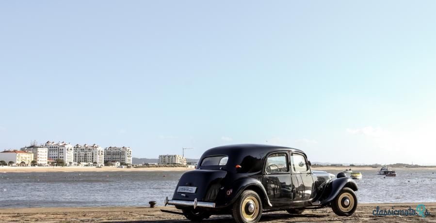 1957' Citroen 11 photo #4