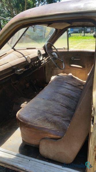 1949' Ford Custom photo #4