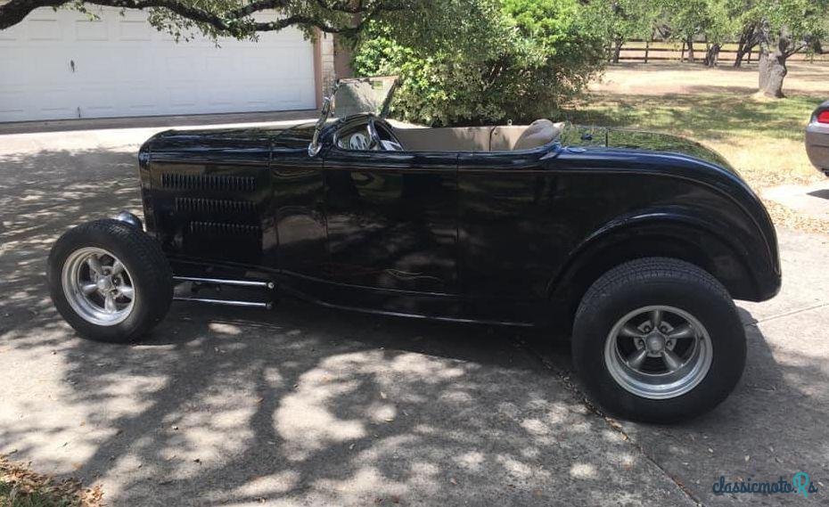1932' Ford Roadster photo #1