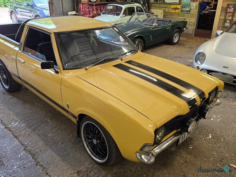 1974' Ford Cortina photo #1