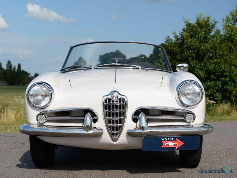 1959' Alfa Romeo Giulietta photo #2
