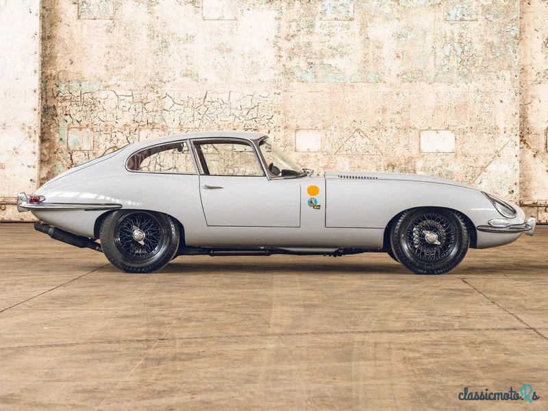 1963' Jaguar E-Type photo #2