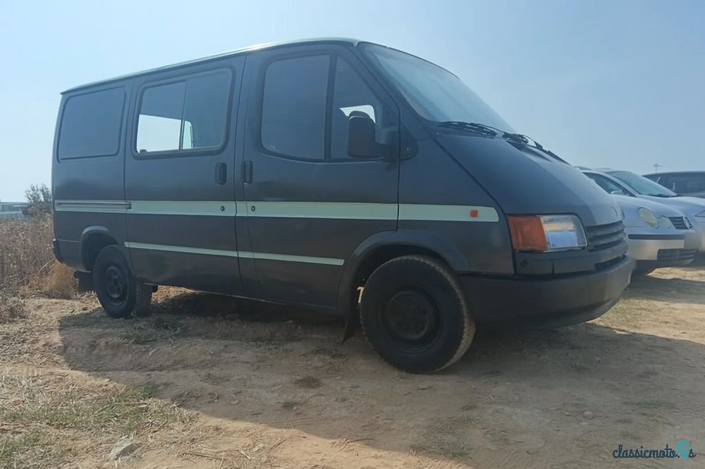 1990' Ford Transit 100 2.5 D photo #2
