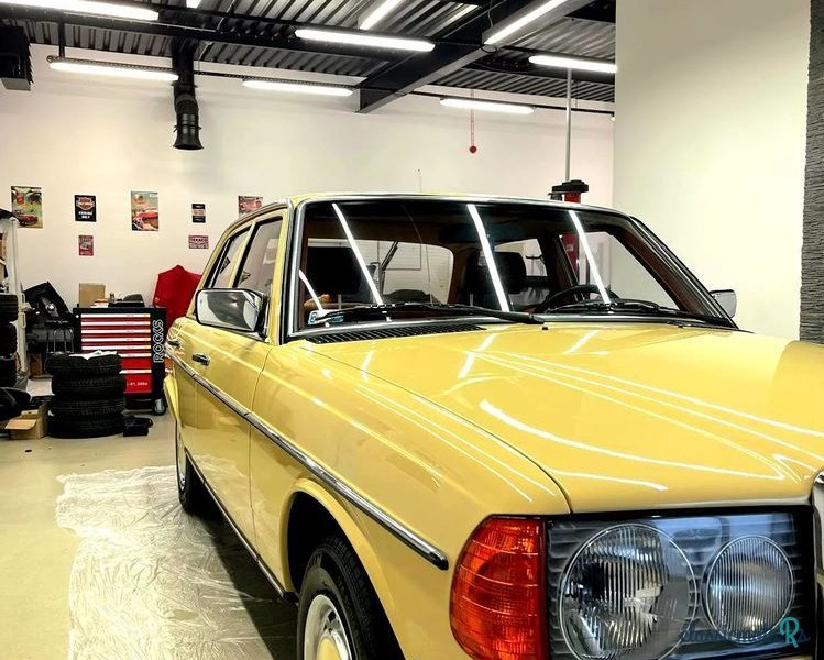 1980' Mercedes-Benz W123 photo #2