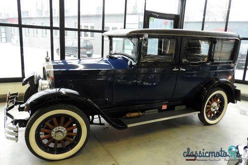1927' Willys Knight Super Six 70A photo #2