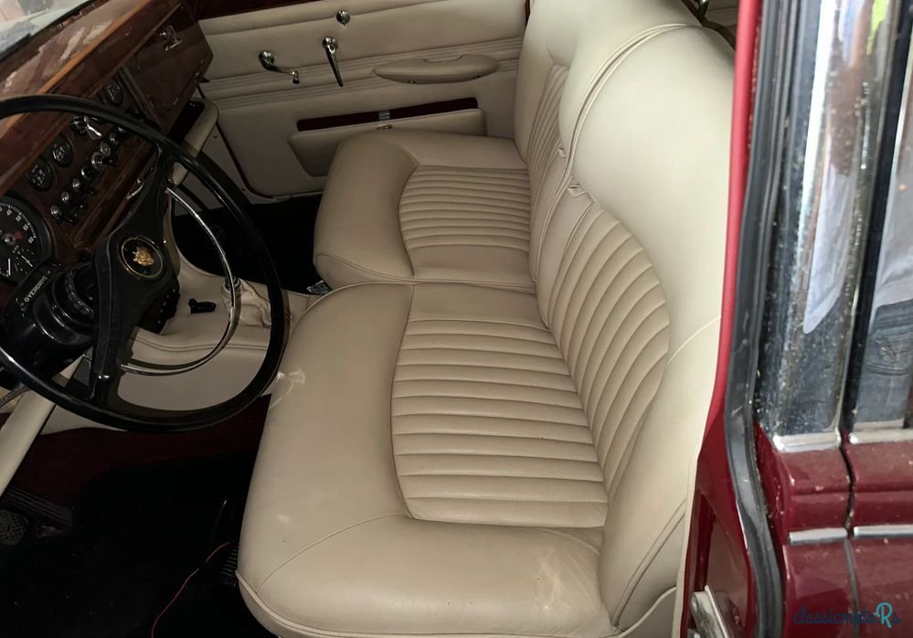 1966' Jaguar Mk II photo #6