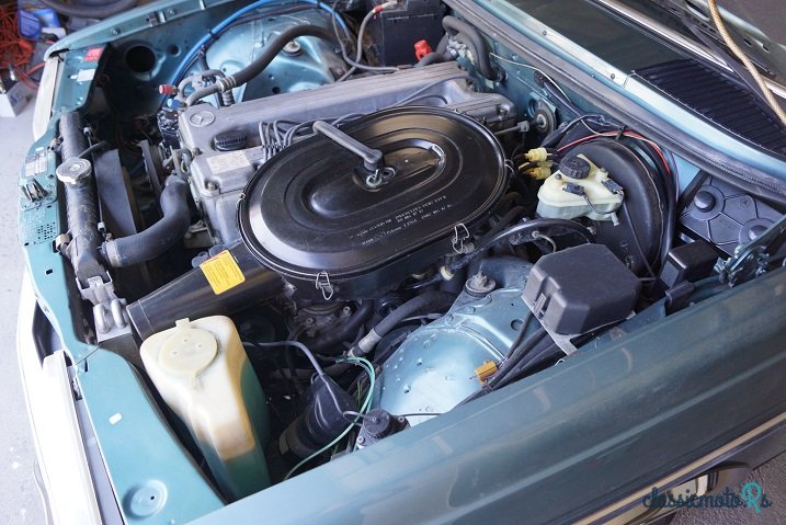 1985' Mercedes-Benz 250CE photo #6