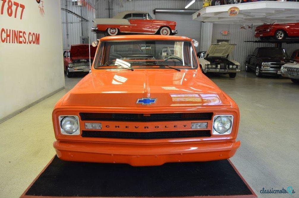 1970' Chevrolet C/K Truck photo #2