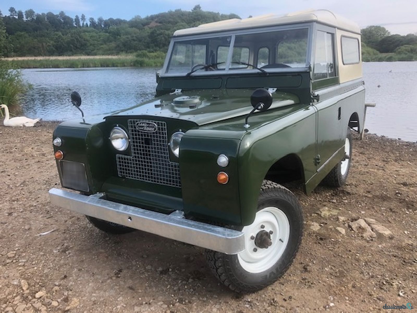 1969' Land Rover Series 2A photo #2