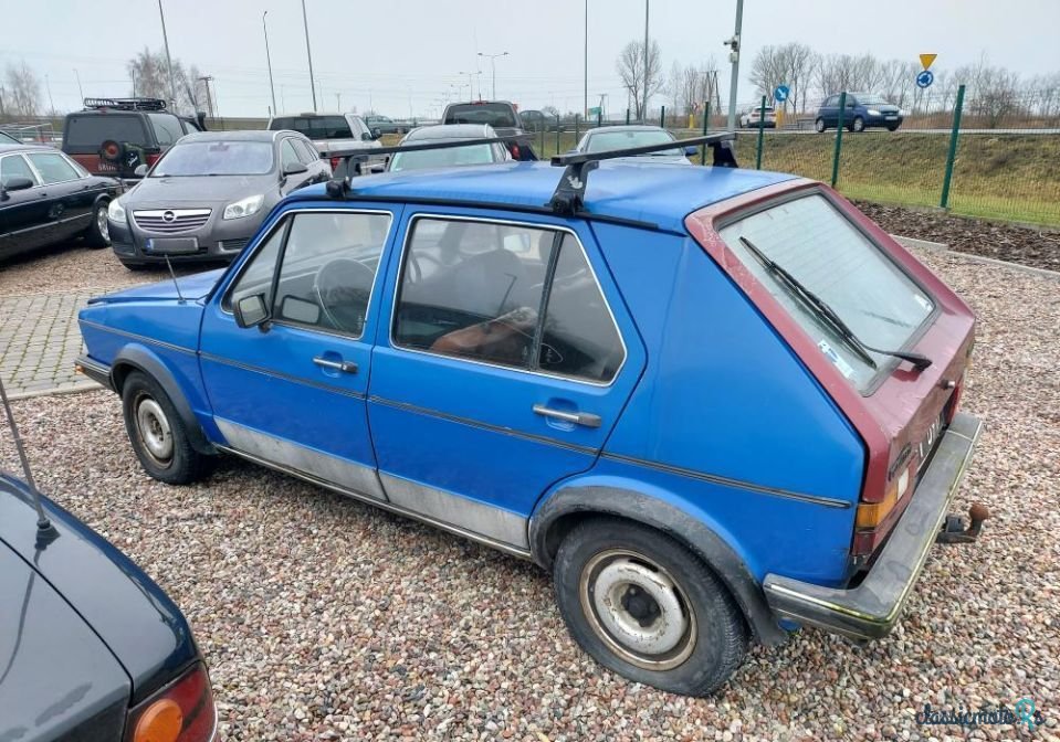 1977' Volkswagen Golf 1.6 D photo #4