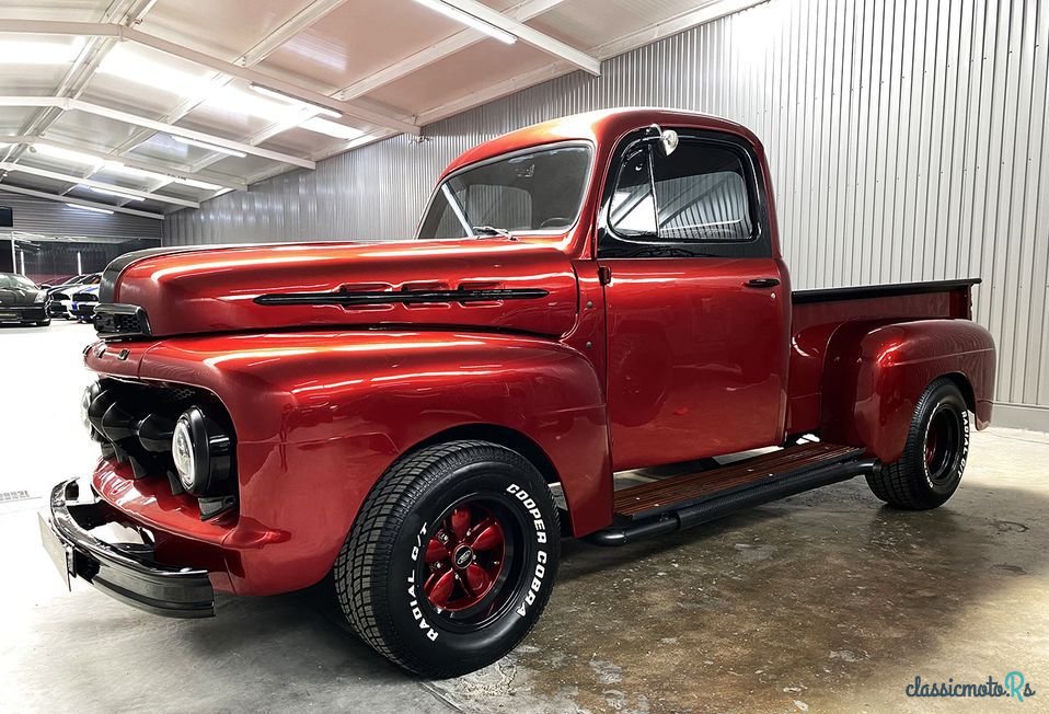 1952' Ford F-100 photo #2