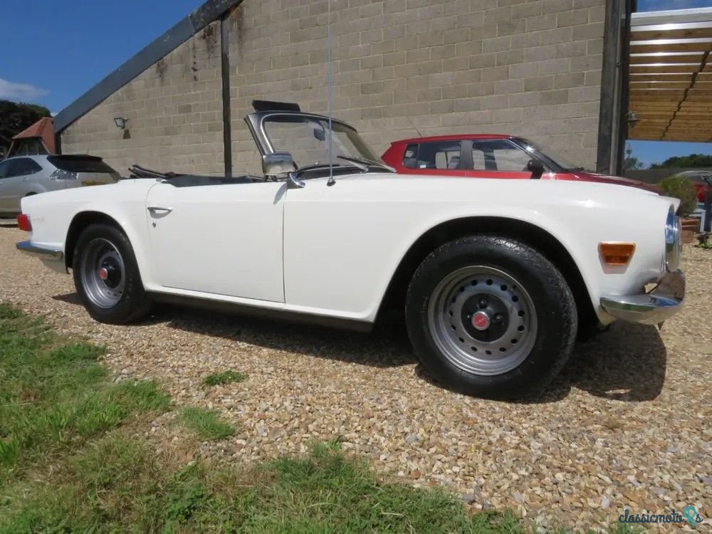 1972' Triumph TR6 photo #1