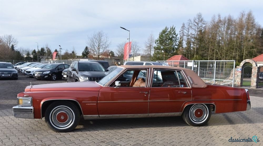 1977' Cadillac Fleetwood photo #5