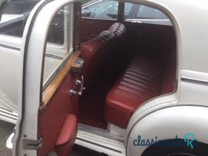 1952' Mercedes-Benz 220 photo #6