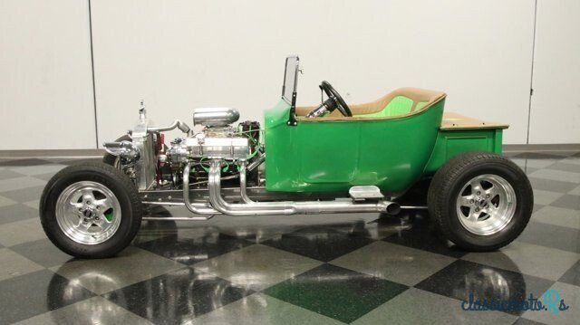 1923' Ford photo #2