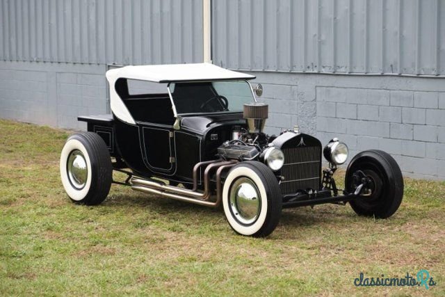 1923' Ford photo #5