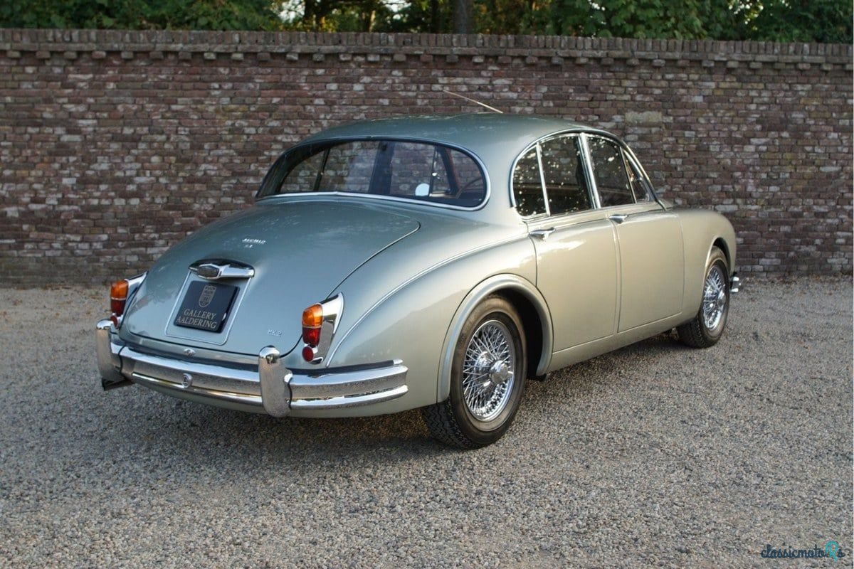 1964' Jaguar Mark II photo #2