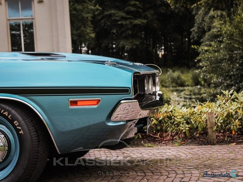 1970' Dodge Challenger photo #3