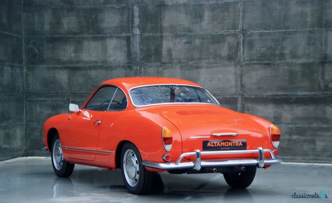 1970' Volkswagen Karmann Ghia photo #4