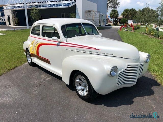 1941' Chevrolet photo #3