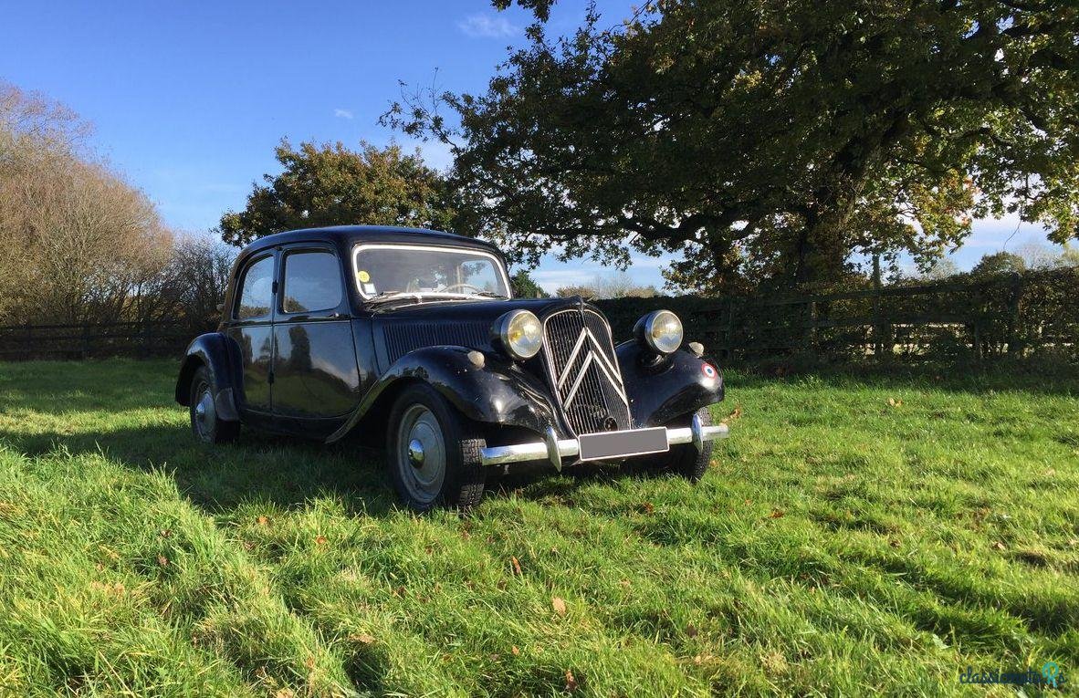 1955' Citroen Traction photo #2
