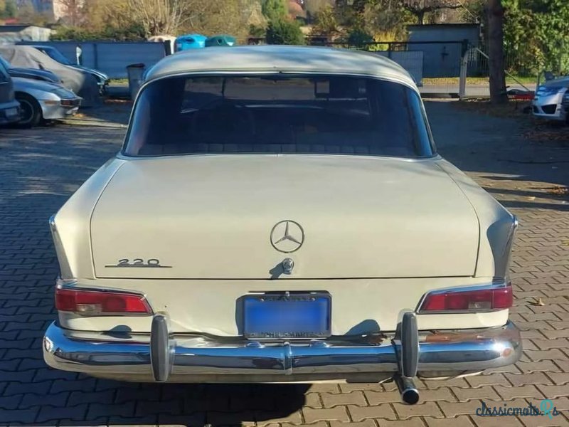 1963' Mercedes-Benz 220 W111 photo #4