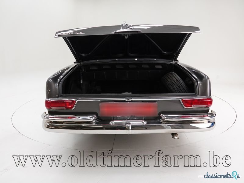 1963' Mercedes-Benz 220SE '63 CH8952 photo #6