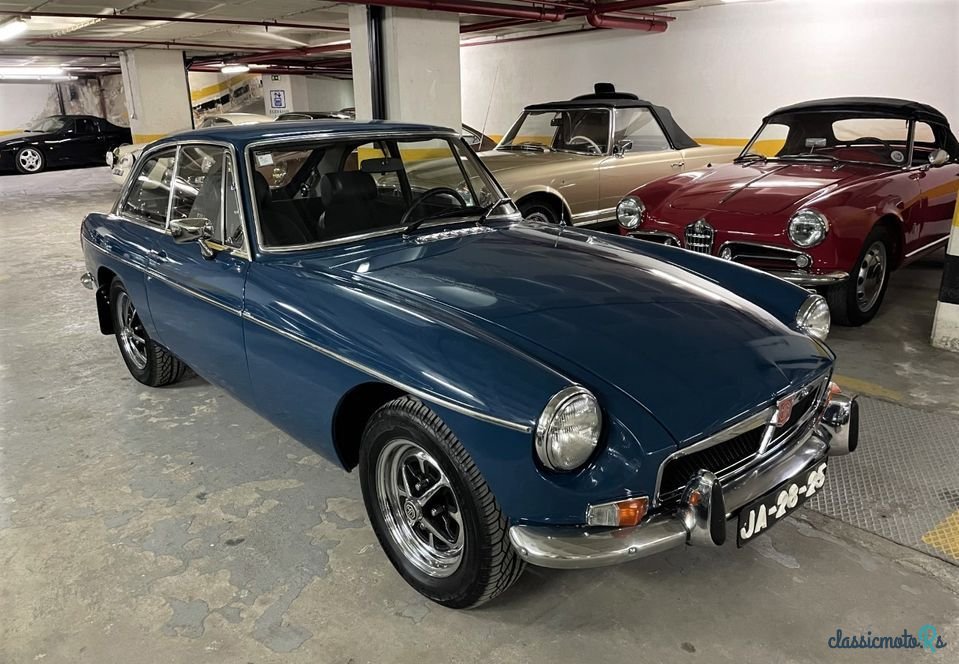 1973' MG MGB photo #4