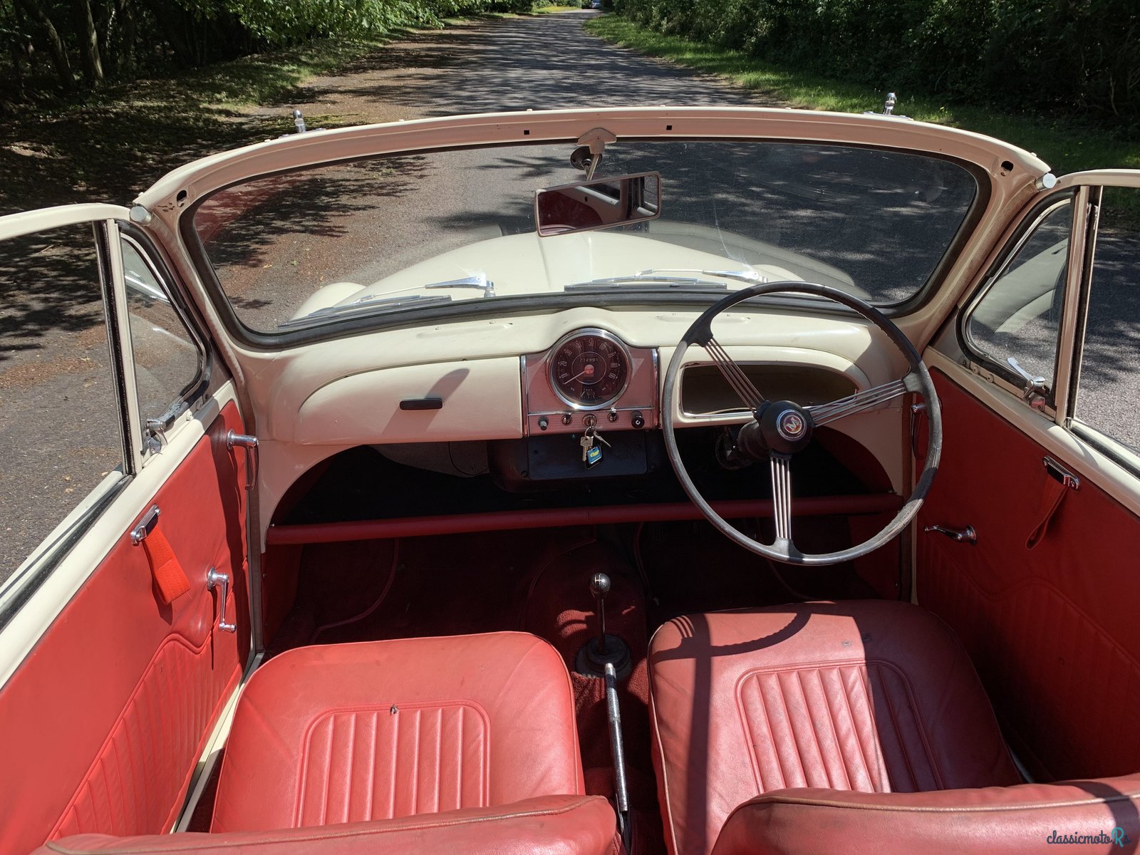 1965' Morris Minor photo #6