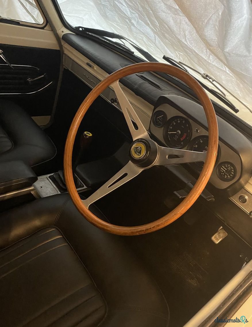 1964' Ford Cortina photo #1