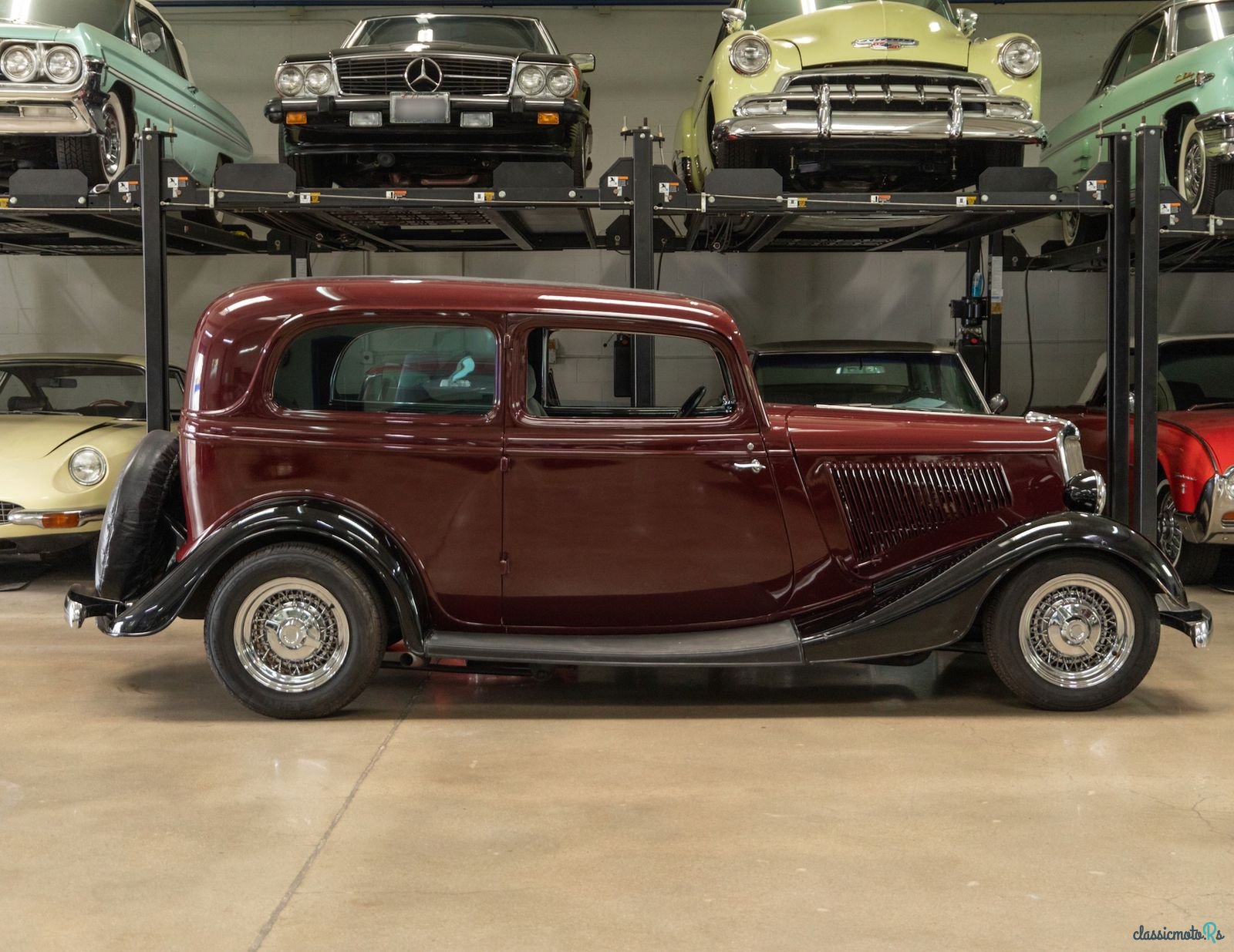 1935' Ford 5 Window photo #2