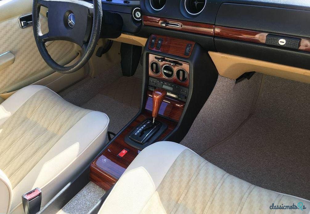 1983' Mercedes-Benz 230 photo #1