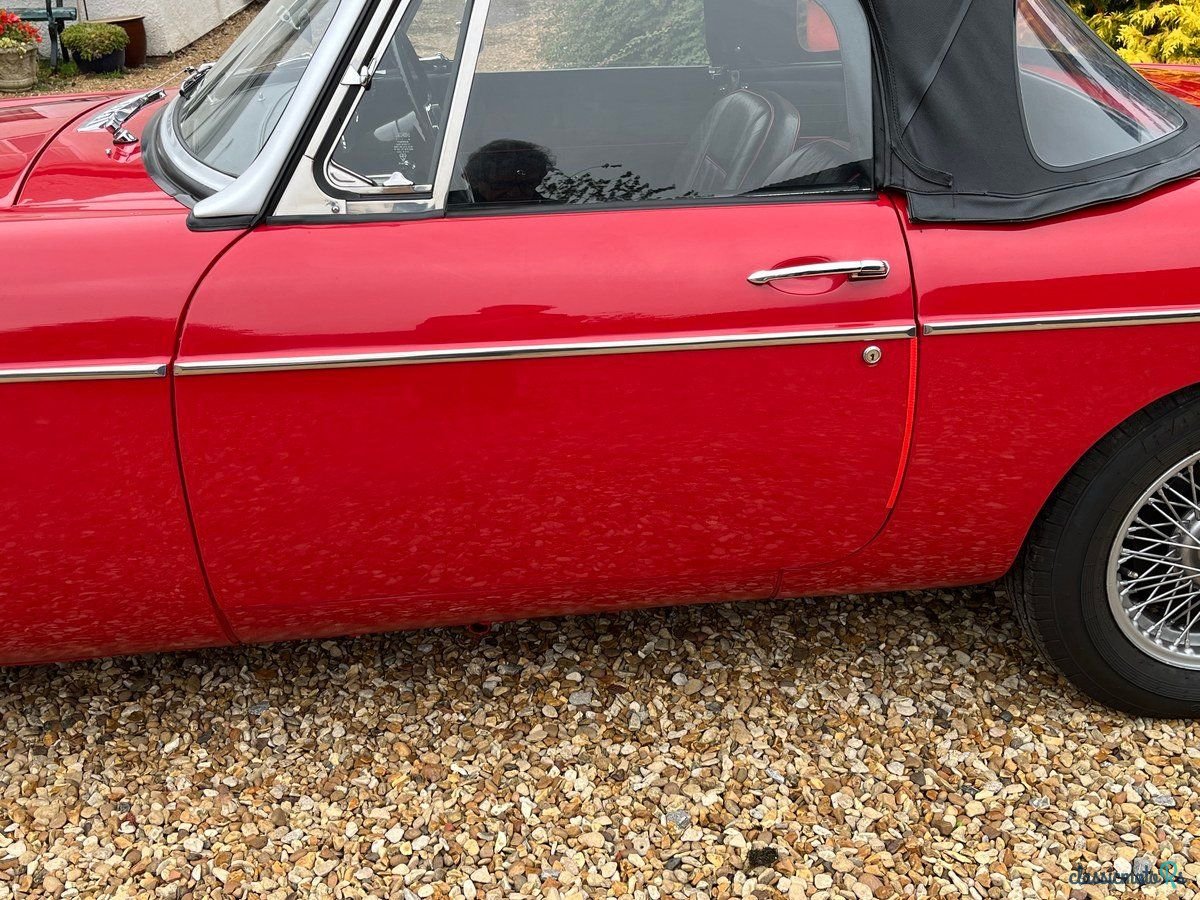 1967' MG MGB photo #6