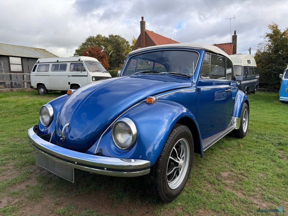 1970' Volkswagen Beetle photo #1