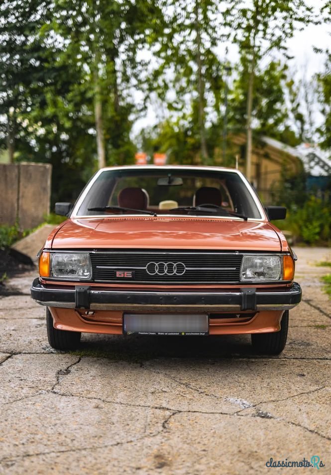 1977' Audi 100 Avant 2.1 L 5E photo #4