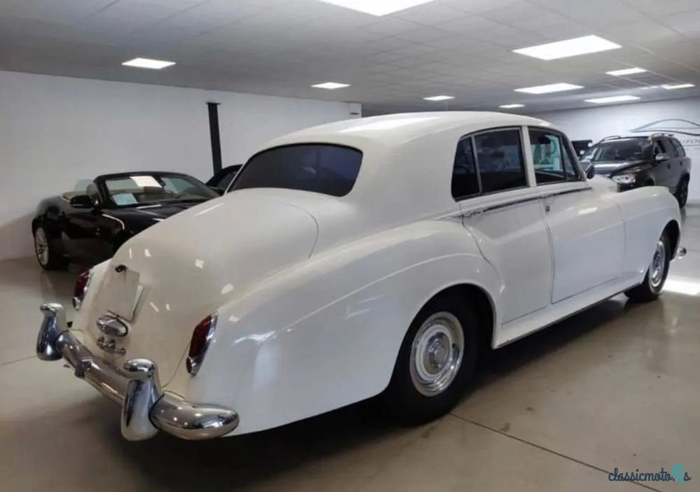 1961' Rolls-Royce Phantom photo #2