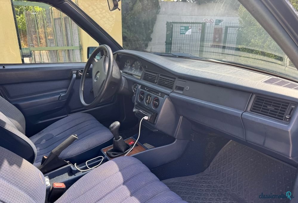 1986' Mercedes-Benz Classe A photo #5