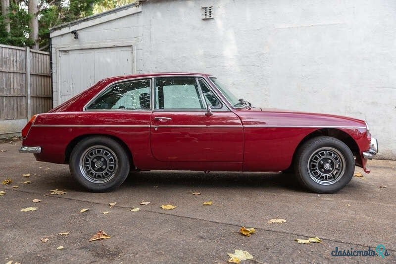1974' MG MGB photo #6