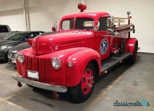 1945' American LaFrance Fire Truck photo #3