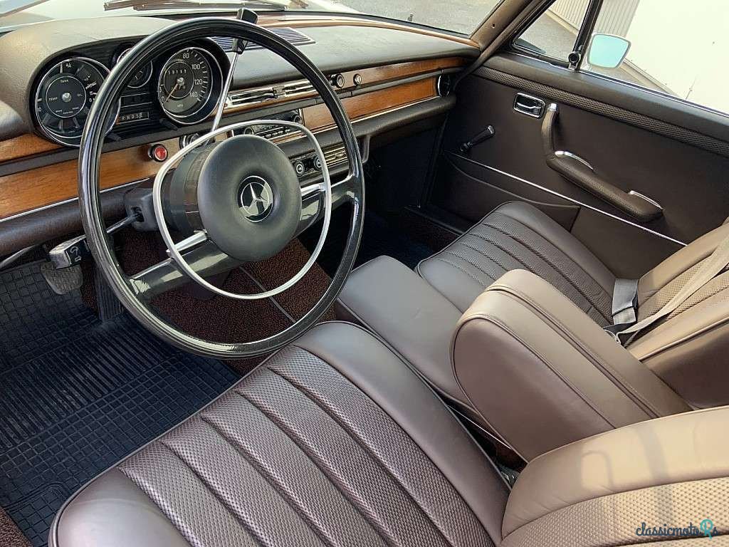 1968' Mercedes-Benz 280 photo #6
