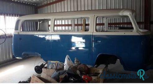 1974' Volkswagen Camper Kombi photo #4