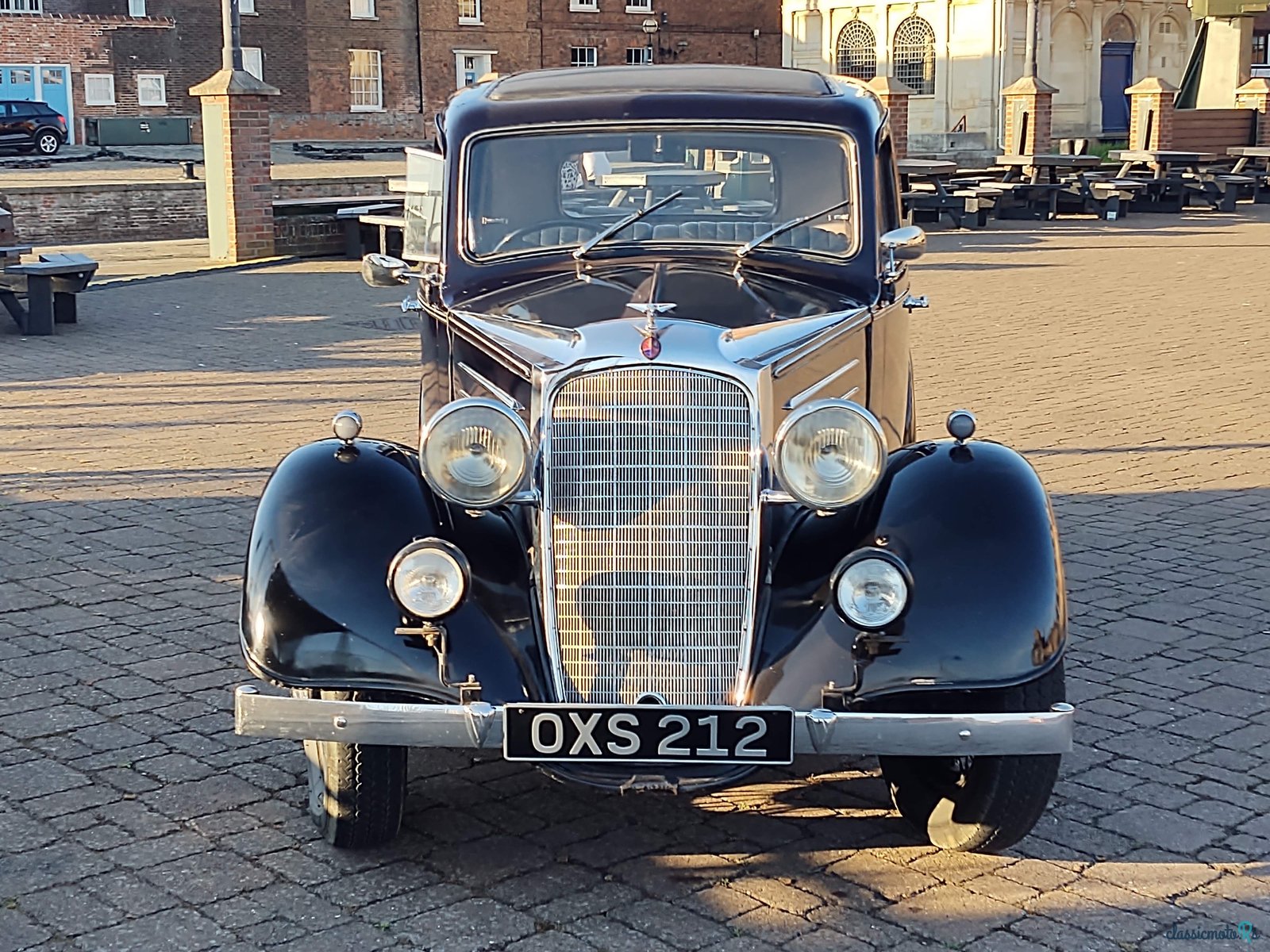 1935' Vauxhall Light Six 14 Deluxe photo #2