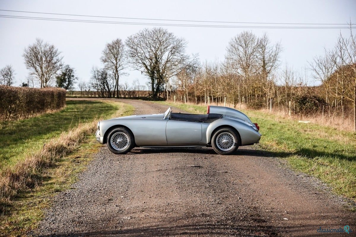 1957' MG MGA photo #6