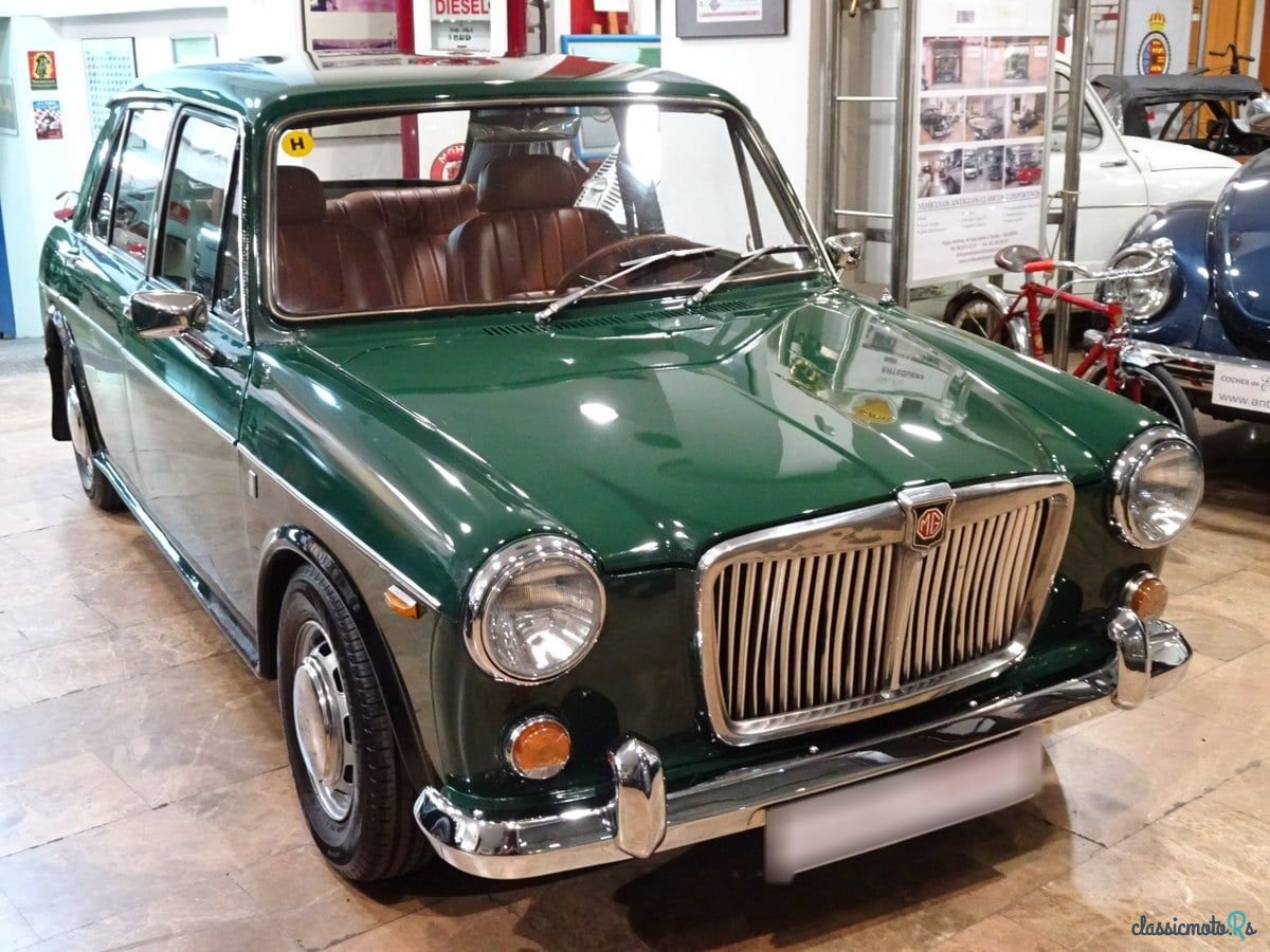 1972' MG Mg1300 photo #1