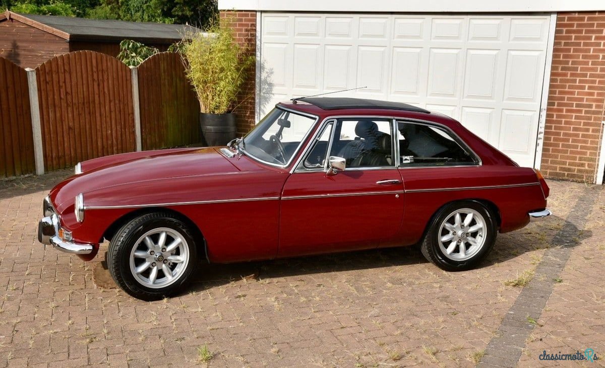 1970' MG MGB photo #6