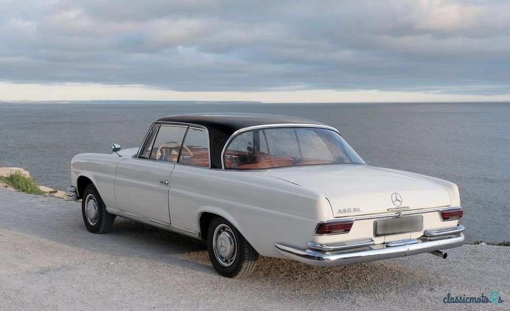 1962' Mercedes-Benz 220 photo #5