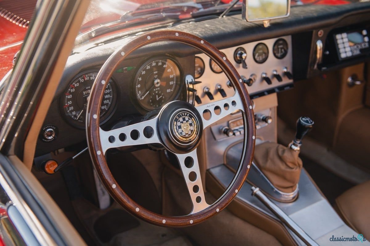 1963' Jaguar E-Type photo #4