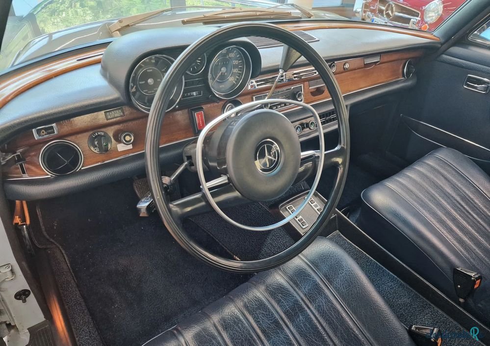 1972' Mercedes-Benz 280 photo #4